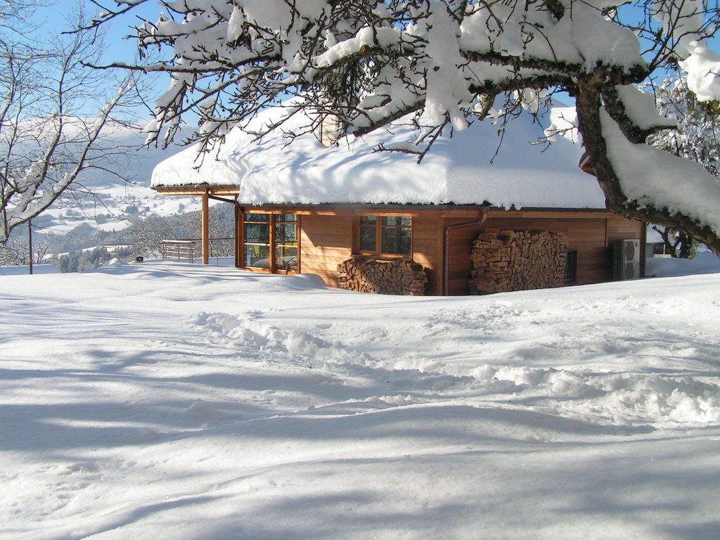 Les Perrelles Bed & Breakfast Bellecombe-en-Beauges ภายนอก รูปภาพ